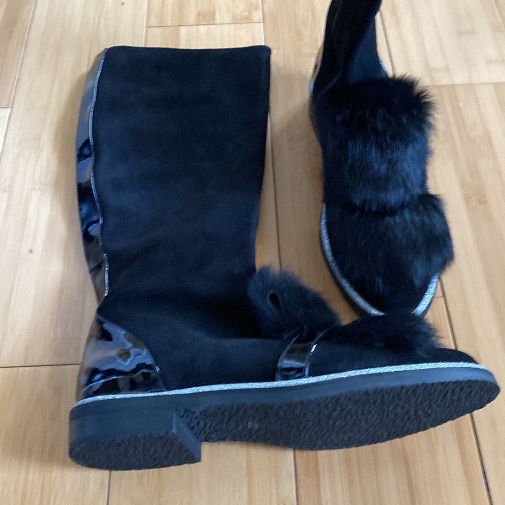 Boots, Rabbit Fur, size 9 - Picture 4 of 5